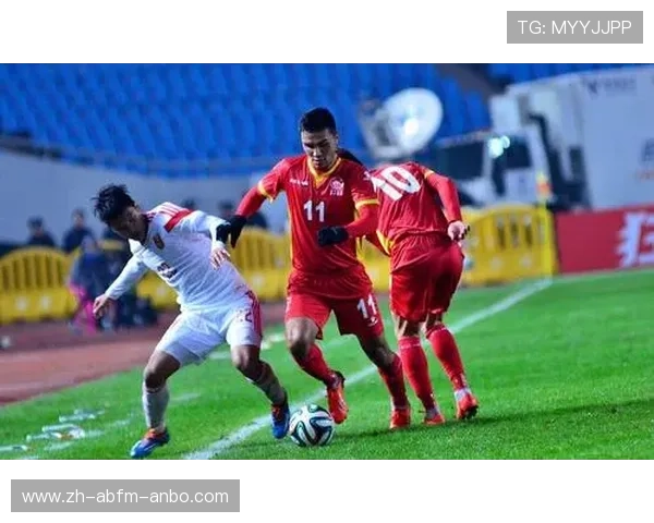 中国球员登陆英超经历回顾,从李铁到武磊的跨越之路 中国球员登陆英超经历回顾,从李铁到武磊的跨越之路